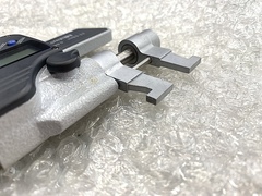 ミツトヨ デジタルキャリパー形内側マイクロメーター IMP-50M(345-251)