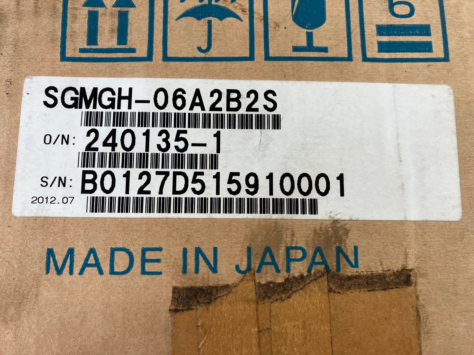 安川電機 ＡＣサーボモーター SGMGH-06A2B2S