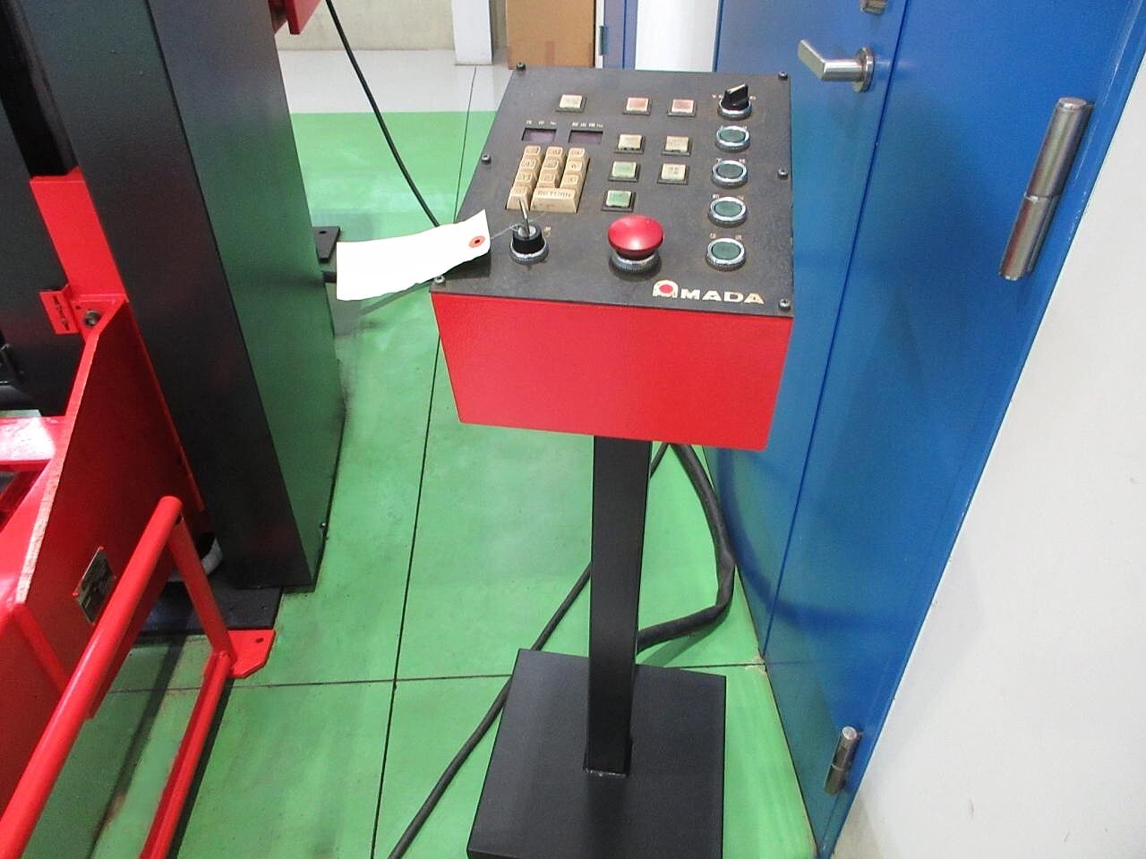 アマダ 材料棚 AMS-748