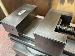 傾斜精密バイス 120