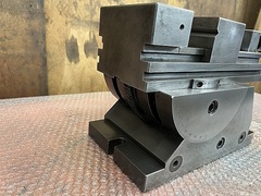 傾斜精密バイス 120