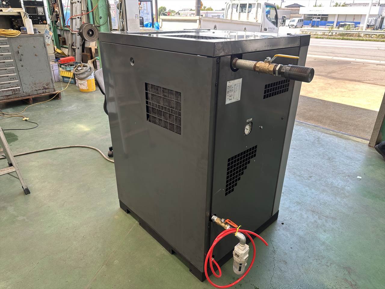 日立産機 コンプレッサー（スクリュー式） OSP-7.5M5ARN	