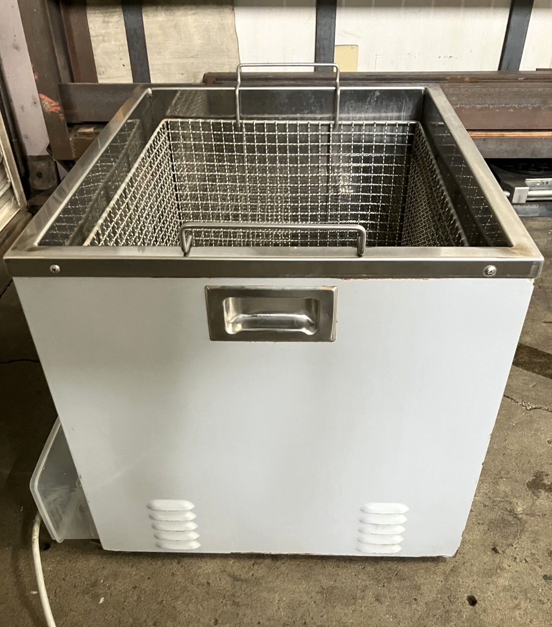 アズワン 超音波洗浄器 HZ-630