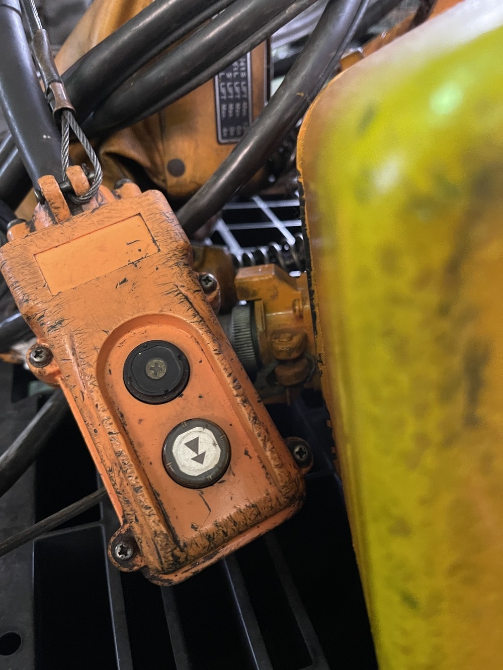 キトー 0.5T電動チェインブロック 