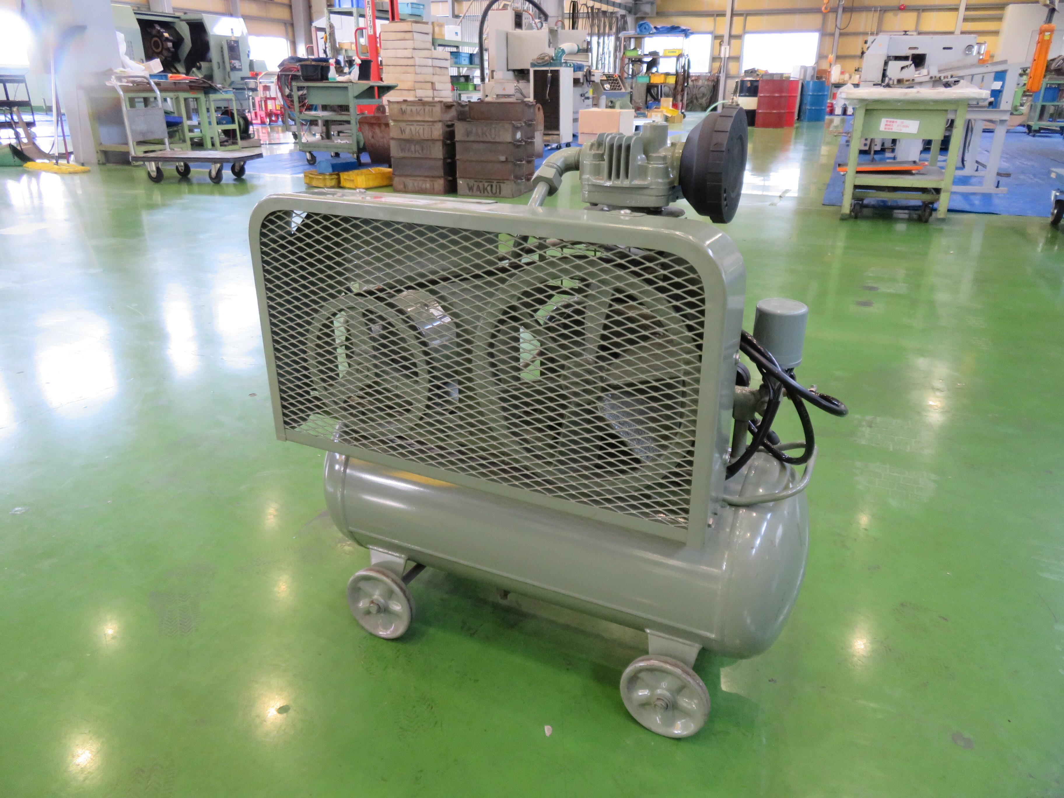 日立産機 0.75kwコンプレッサー ベビコン