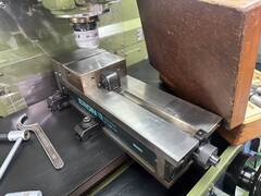 牧野フライス製作所 NC立フライス KEV-55