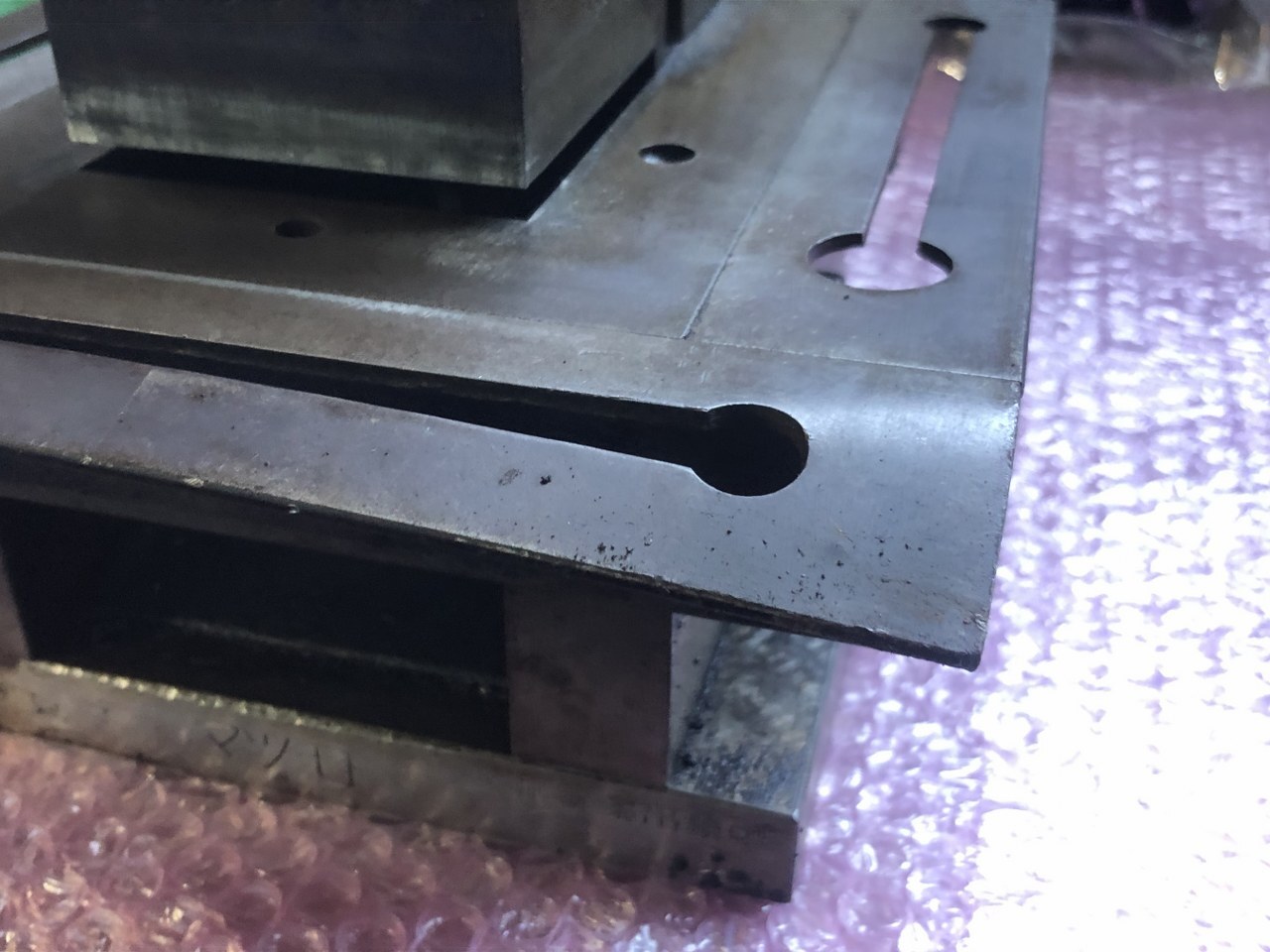 不明 切り欠き金型 U-73　