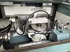 不二越 ホブ研削盤 GH-50W