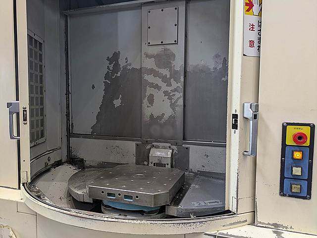牧野フライス製作所 横型マシニングセンター a51