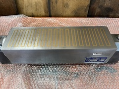 富士磁工 可傾形電磁チャック FB110×380T8