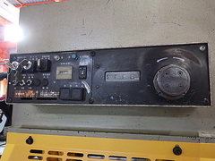 コマツ シャーリング SHS3×125