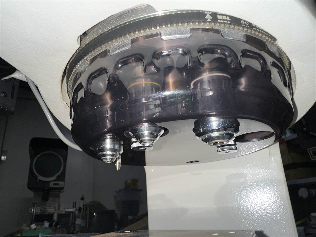 ミツトヨ 硬さ試験機 HM-211-TV-P