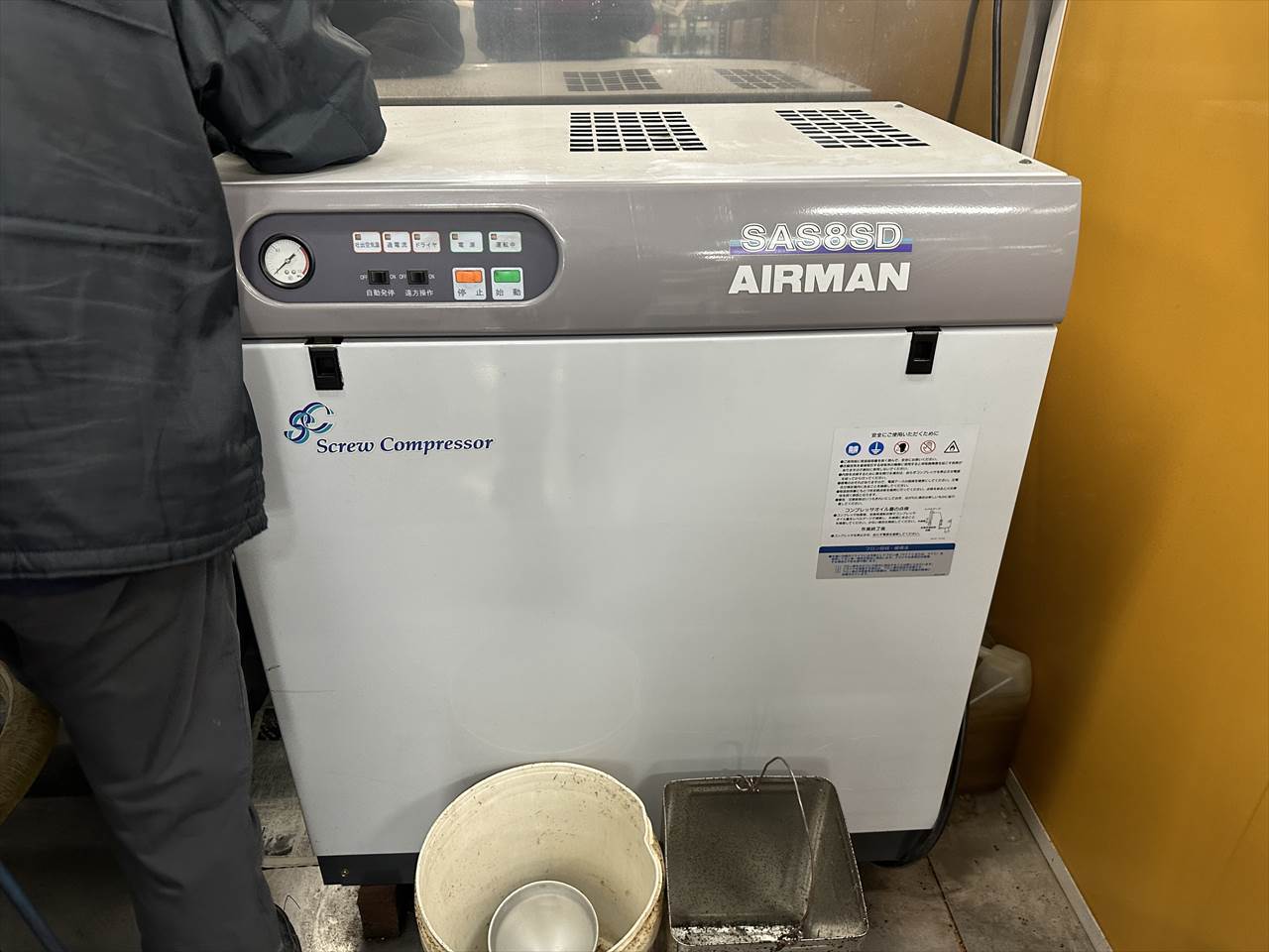コンプレッサー（スクリュー式） コンプレッサー（スクリュー式） コンプレッサー（スクリュー式）