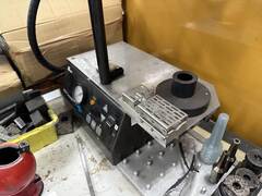 オークマ 立型マシニングセンター(BT40型) MB-46VA