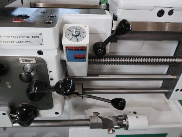 滝澤鉄工所 汎用旋盤 TAL460x1000