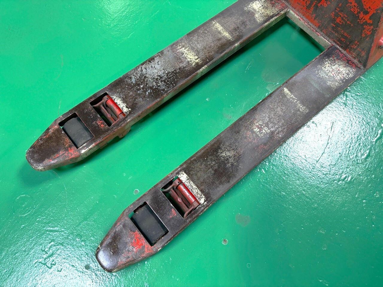 ビシャモン ハンドパレットトラック BM-15M