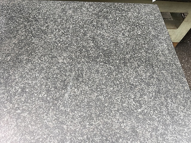  石定盤 
