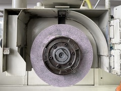 岡本工作機械 600㎜×300㎜平面研削盤 PSG-63DX
