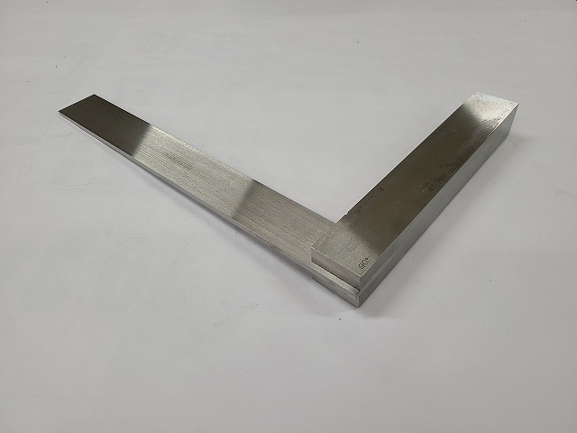 大菱計器製作所 台付直角スコヤ 90°300㎜