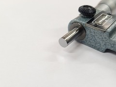 MITUTOYO｜ミツトヨ カウントマイクロメータ M820-75