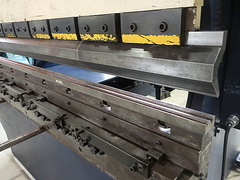 コマツ ベンダー PHS80×200