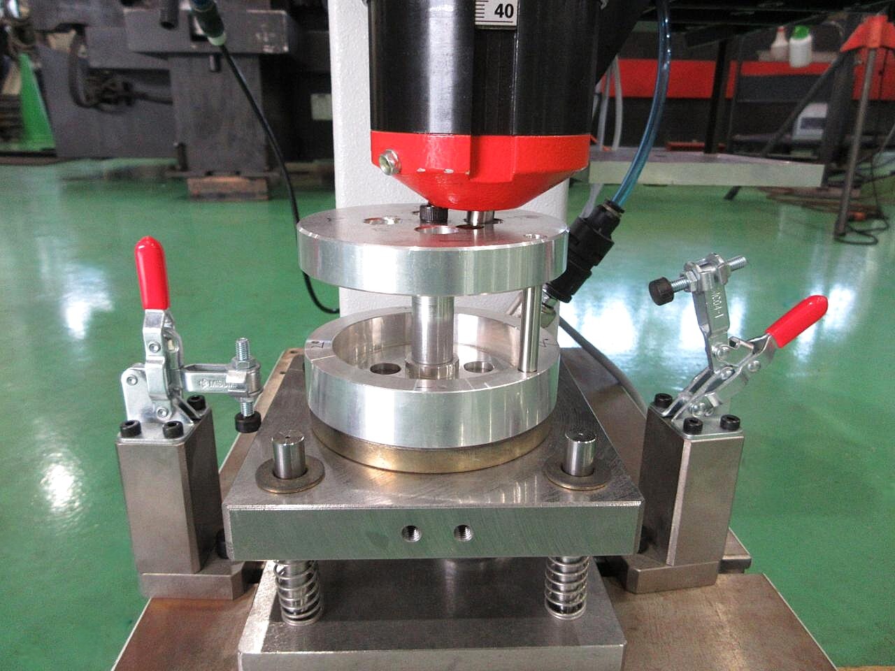 BalTec(仲精機) リベッティングマシン RN231
