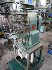 鈴木製作所 卓上横フライス盤 MO-2型