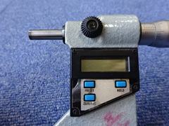 MITUTOYO｜ミツトヨ デジタル外側マイクロメーター MDC-100