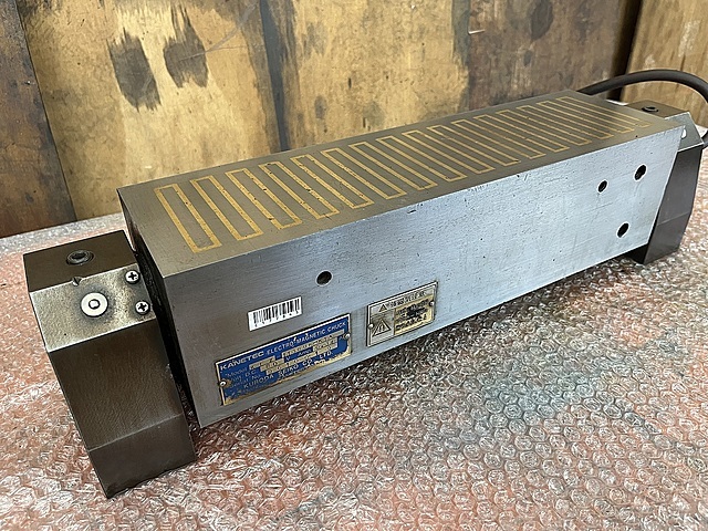 黒田精工 可傾形電磁チャック KE7-1138UR-K1A