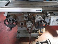 牧野フライス ラム型立フライス BGII-85