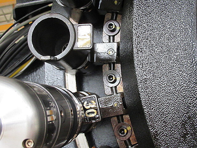 ヤマザキマザック 立型マシニングセンター VCS530C