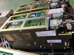 安川電機 サーボアンプXYZ CACR-SR07BF12ME-E46