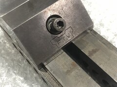 FTV 精密バイス 口幅73mm　口高105mm　口開30mm