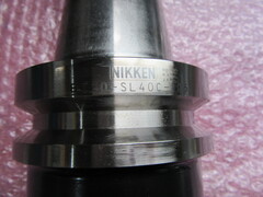 日研/NIKKEN  高圧センタスルーサイドロックホルダ BT50-SL40C-105