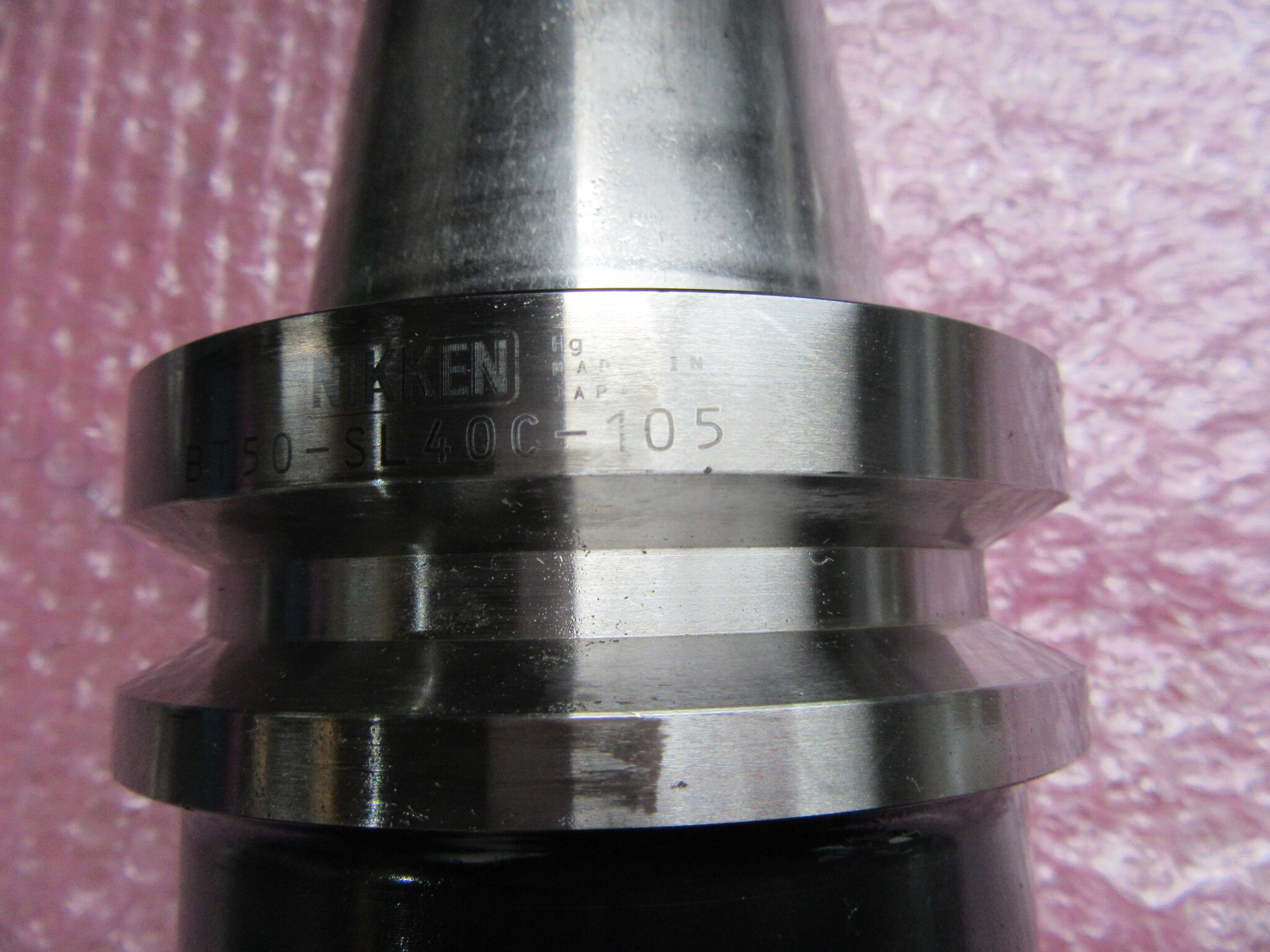 日研/NIKKEN  高圧センタスルーサイドロックホルダ BT50-SL40C-105