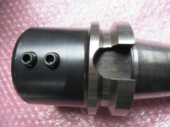 日研/NIKKEN  高圧センタスルーサイドロックホルダ BT50-SL40C-105