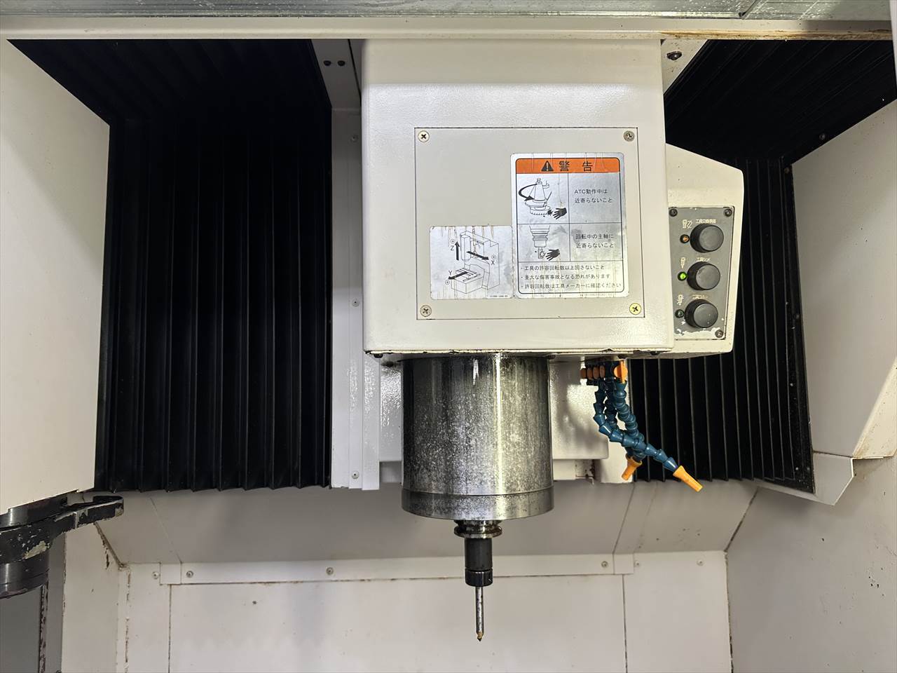 オークマ 立型マシニングセンター(BT40型) MB-46VA