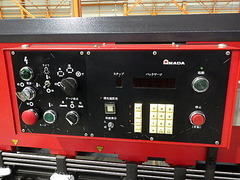 アマダ シャーリング M2045