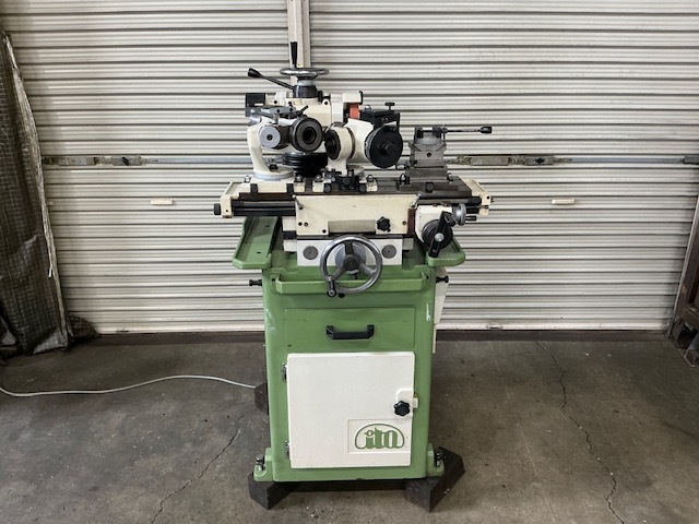 伊藤製作所 万能工具研削盤 DP-520