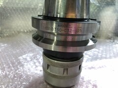 日研/NIKKEN ミーリングチャック 【ミーリングチャック】BT50-C32-105
