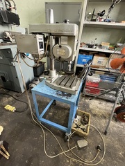 ブラザー工業 タッピングマシン BT1-203