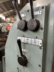 新潟 万能フライス 2UMC