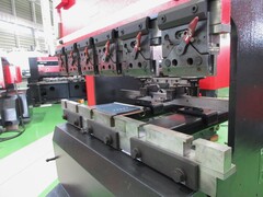 アマダ プレスブレーキ(ベンダー) RG-35S