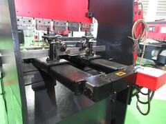 アマダ プレスブレーキ(ベンダー) RG-35S