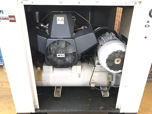 アネスト岩田 パッケージコンプレッサー CLP110C-8.5D