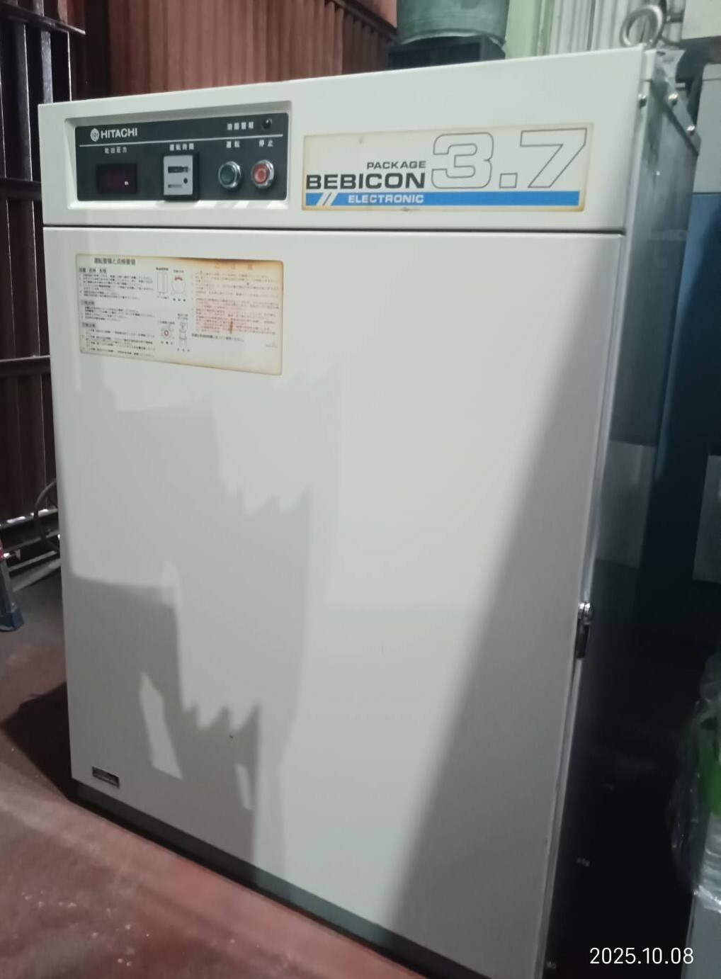 日立 コンプレッサー PACKAGE　BEBICON　3.7