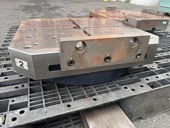 牧野フライス製作所 テーブル