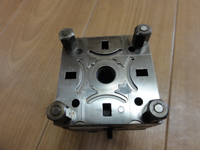 EROWA φ20用アダプター 