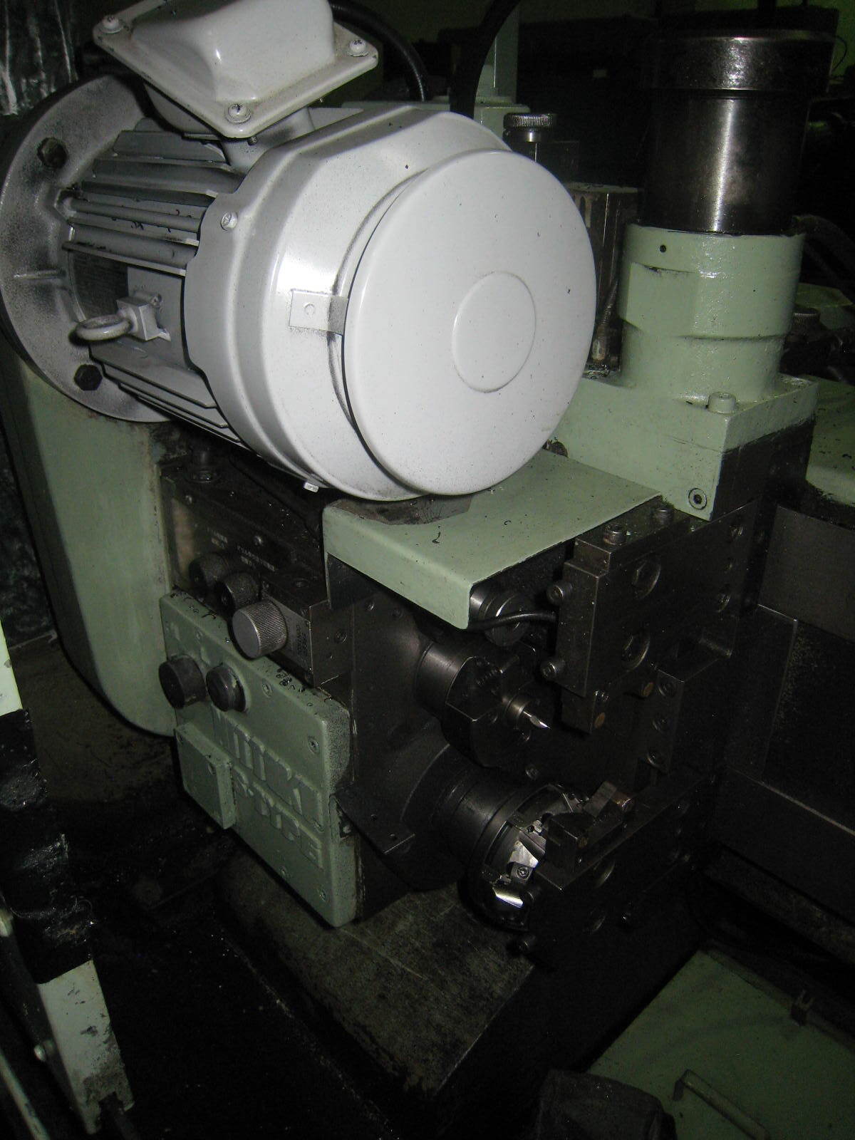 日本特殊工業 センタリングマシン NCR-600