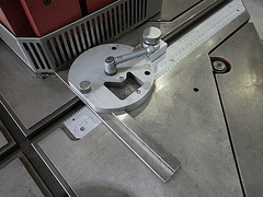 アマダ コーナーシャー CSW-250